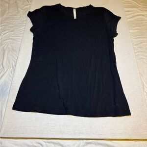 Babaton Classic Black Short Sleeve Top